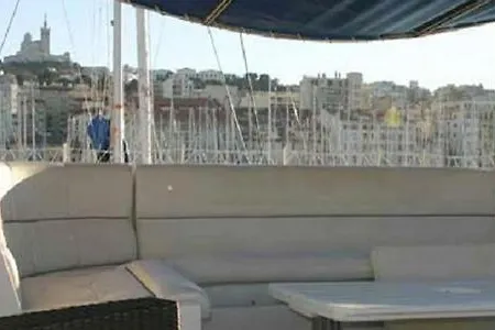 Centaura Yacht Classique Bateau-hôtel *