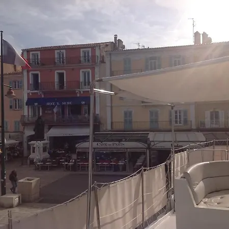 Bateau-hôtel Centaura Yacht Classique *