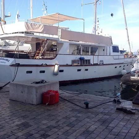 Centaura Yacht Classique